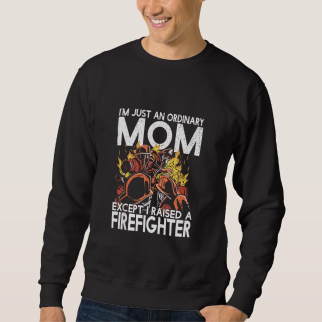 Funny Retro Vintage Firefighter Mum Sweatshirt (Front)