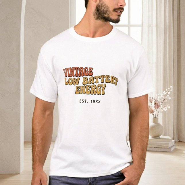 Funny Retro Vintage Graphic Tee | Distressed Humou (Creator Uploaded)