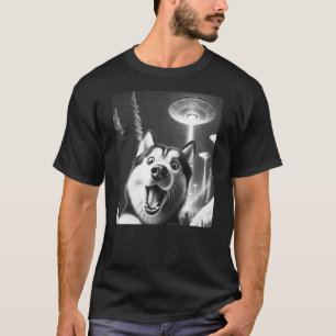 Funny Siberian Husky Alien UFO Taking a Selfie Dog T-Shirt