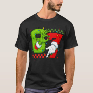 Funny Six Seven 67 Meme 6 7 Christmas Elf Hand Boy T-Shirt