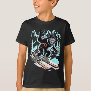 Funny skiing bigfoot ski winter sport snowboarder T-Shirt