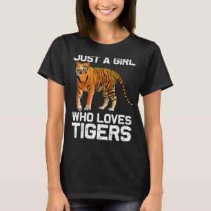 Funny Tiger Girl Art For Women Mum Tiger Lover Ani T-Shirt
