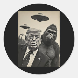 Funny Trump Bigfoot Selfie With Ufos Weird Alien  Classic Round Sticker