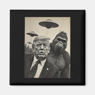 Funny Trump Bigfoot Selfie With Ufos Weird Alien Magnet