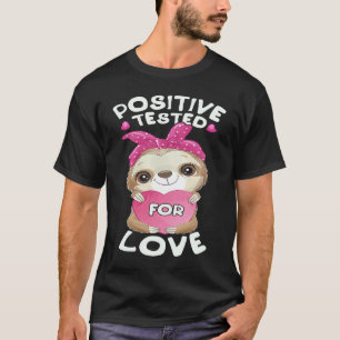 Funny Valentine's day sloth with pink heart for he T-Shirt