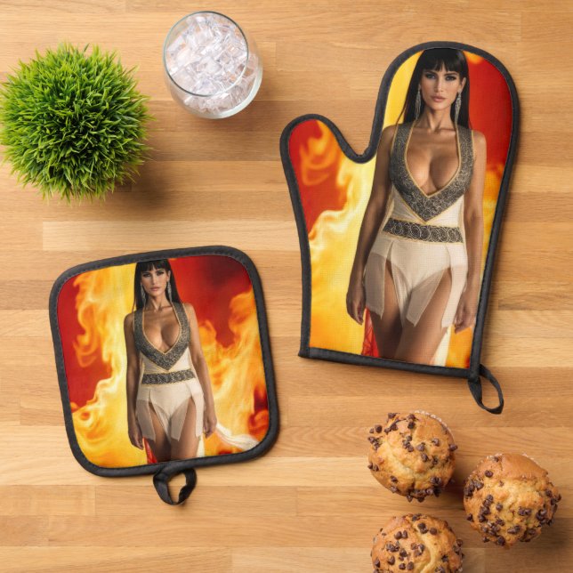 Furnace Goddess oven mitt & pot holder set (Top Down)