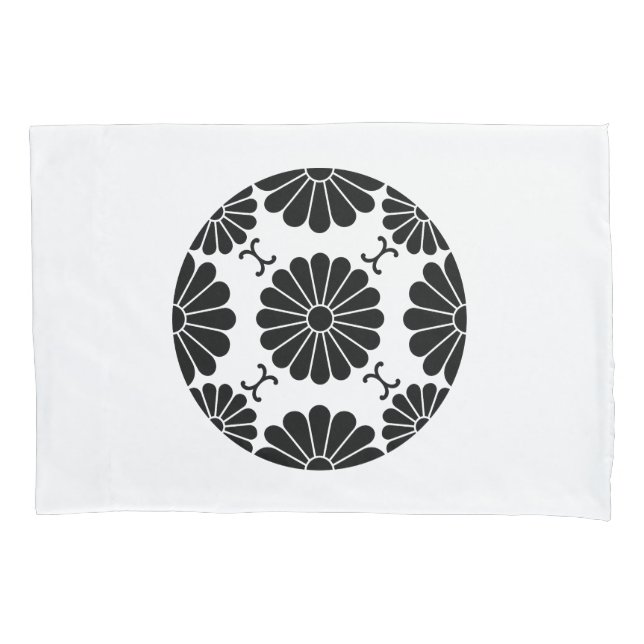 Fusen-style chrysanthemum blossom pillowcase (Front)