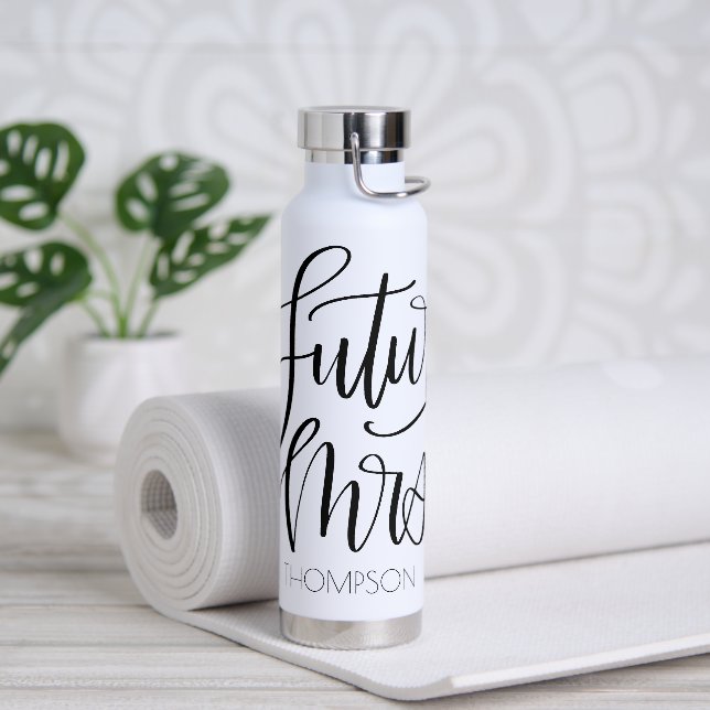 Future Mrs Text Design Red Heart Water Bottle (Yoga)