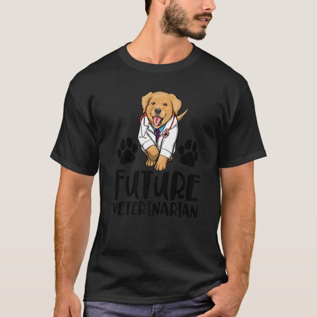 Future Veterinarian Labrador  Women Love Doggy Doc T-Shirt (Front)