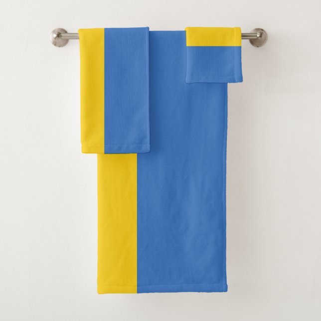 Gabon Flag Bath Towel Set (Insitu)