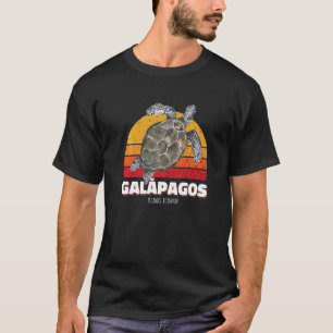 Galapagos Islands Sea Turtle Ecuador Scuba Diving  T-Shirt