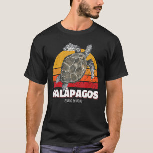 Galapagos Islands Sea Turtle Ecuador Scuba Diving  T-Shirt