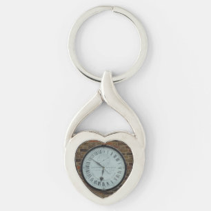 Galvanomagnetic Clock Heart Keychain