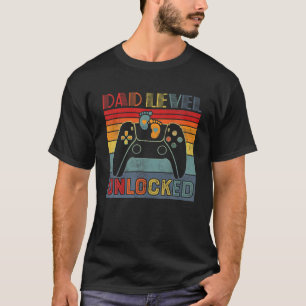 Game Lover Father's Day Vintage Dad Level Unlocked T-Shirt