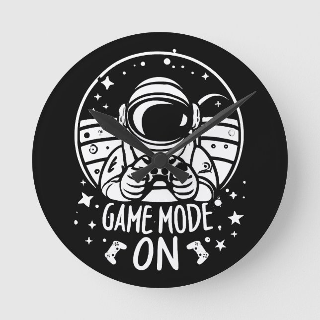 Game mode astronaut round clock (Front)