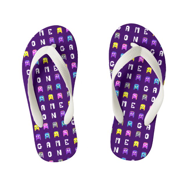 Game on purple pink gamers alien pattern kid's jandals (Footbed)
