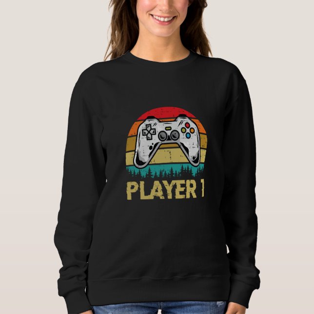 gamer player 1 player 2 matching couple video game sweatshirt (Front)