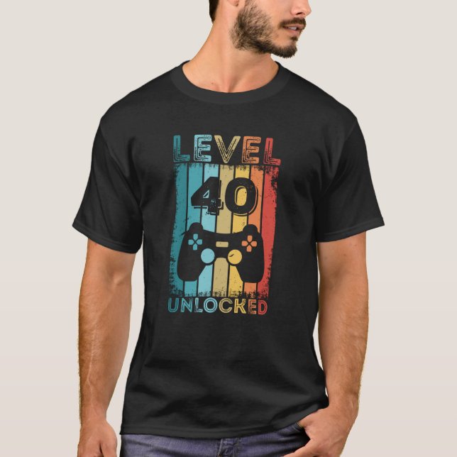 Gaming Level 40 Unlocked 40th Birthday Gift Gamer T-Shirt (Front)
