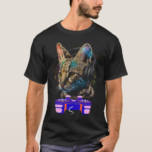Gaming Savannah Cat Player Animal Video Gamer  Men T-Shirt