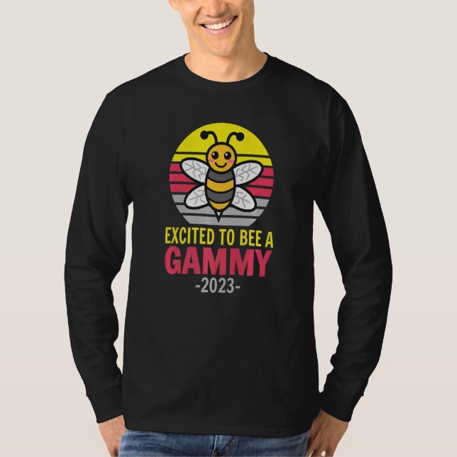 Gammy 2023  Bee  Grandma  Excited To Be A Gammy T-Shirt (Front)