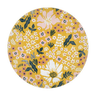 Garden Flowers: Yellow Vintage Charm. Cutting Board