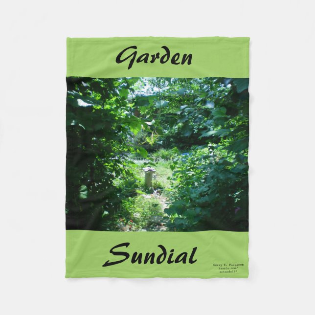 GARDEN SUNDIAL FLEECE BLANKET (Front)