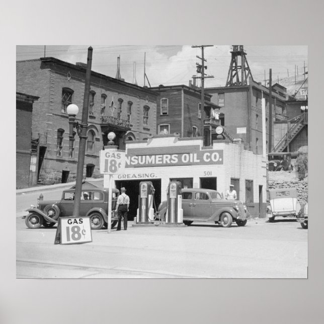 Gas Station in Montana, 1939. Vintage Photo Poster (Front)