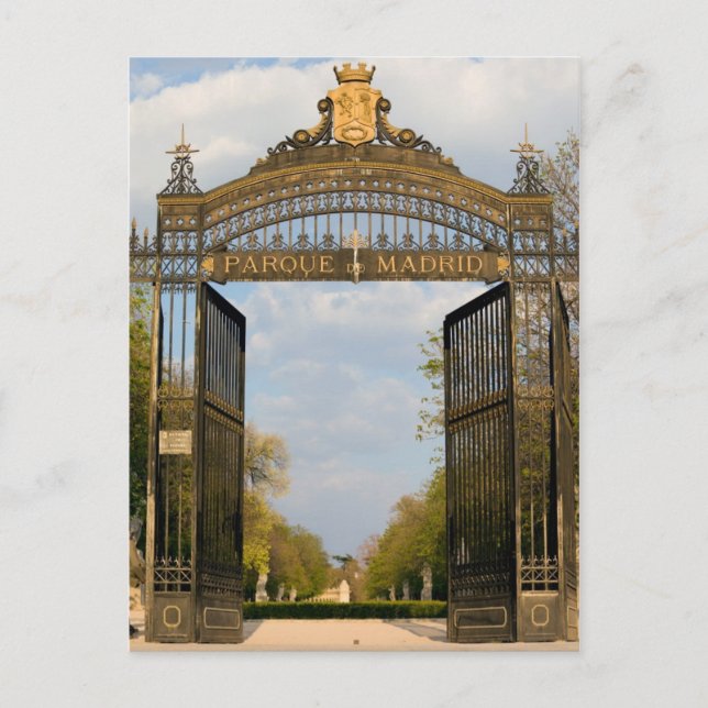 Gate to the Retiro Park in Madrid Postcard (Front)