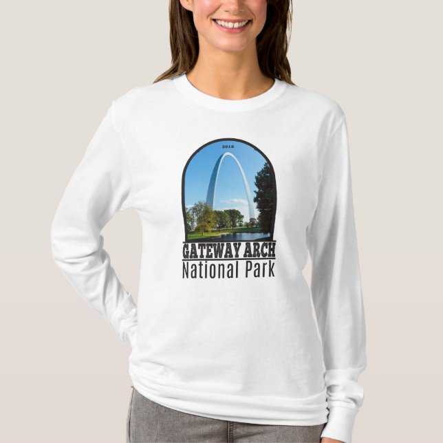 Gateway Arch National Park Missouri   T-Shirt (Front)
