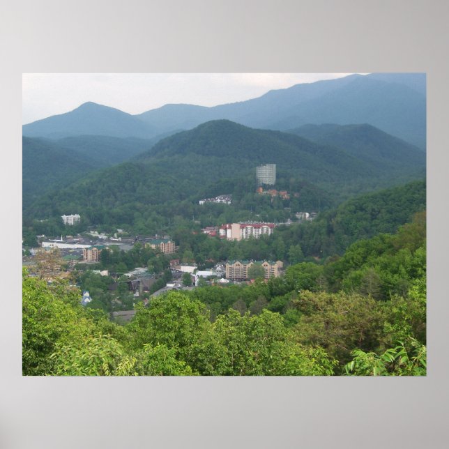 GATLINBURG, TENNESSEE POSTER (Front)