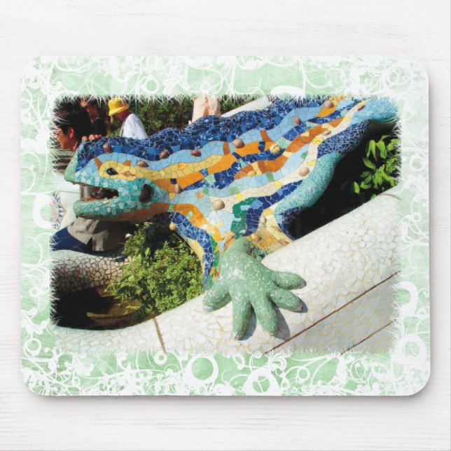 Gaudi Lizard - green floral mousepad (Front)