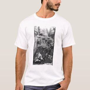 Gavroche Collecting Cartridges T-Shirt