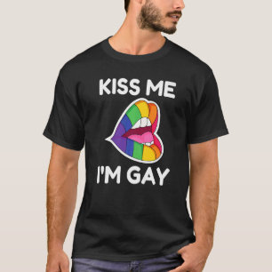 Gay Pride Kiss Me I'm Gay Men Women Lgbtq Rainbow T-Shirt