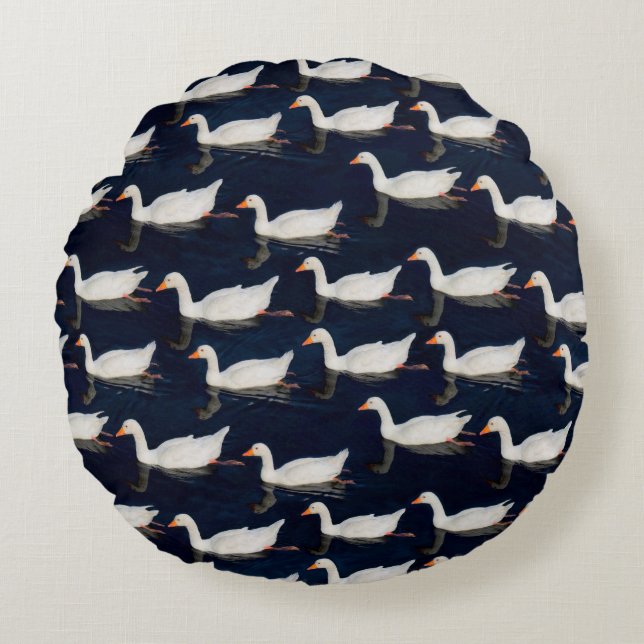 Geese Pattern Round Cushion (Front)