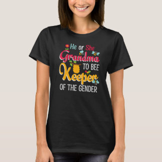 Gender Reveal Announcement Grandma To Bee Keeper H T-Shirt