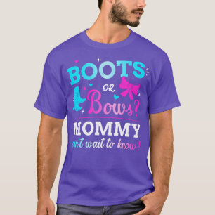 Gender reveal boots or bows mummy matching baby pa T-Shirt