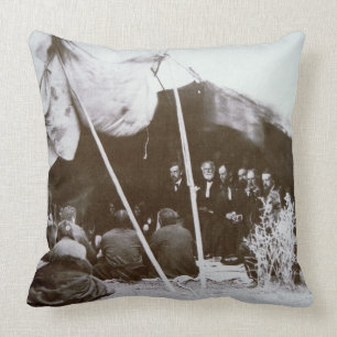 General William T. Sherman (1820-91) presides at t Cushion