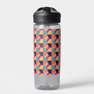 GEOMETRIC DESIGN. WATER BOTTLE