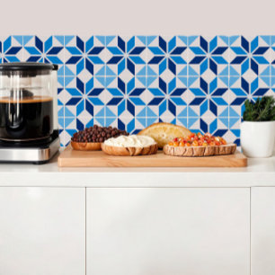 Geometric flower in shades of blue tile