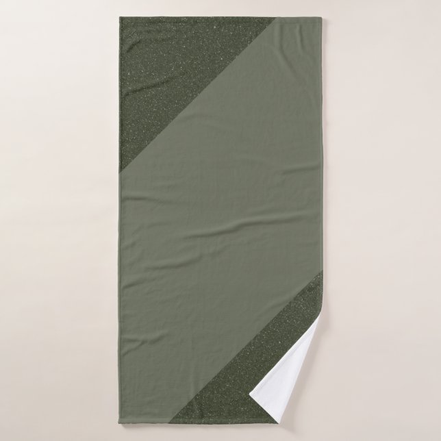 Geometric Moss Green Bath Towel (Bath Towel)