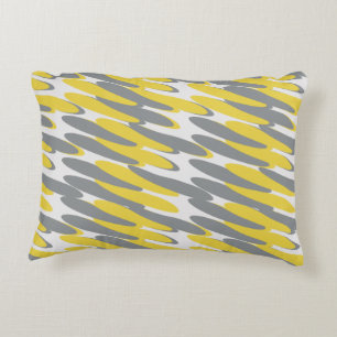 Geometric Pattern Decorative Cushion
