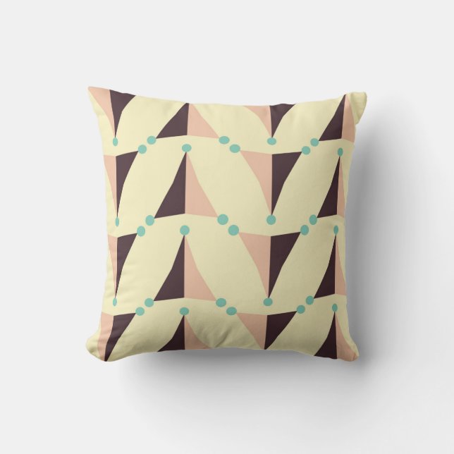 Geometric pattern in retro vibe cushion (Front)