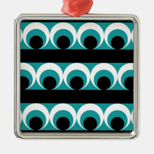 Geometric pattern metal tree decoration
