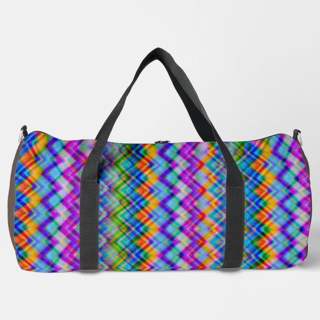 Geometric pattern of a fabric on duffel bag (Front)