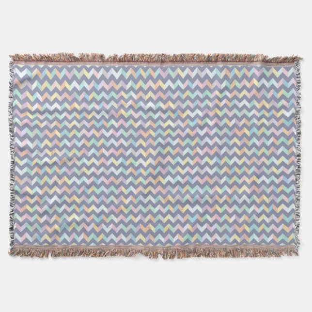 Geometric Pattern Throw Blanket (Front)