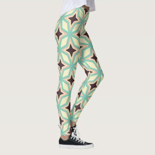 Geometric pattern with alternating dark star shape leggings