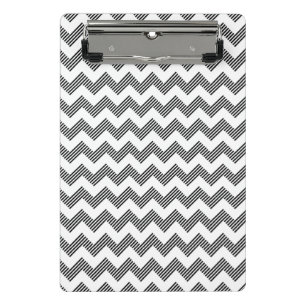 Geometric zigzag pattern mini clipboard
