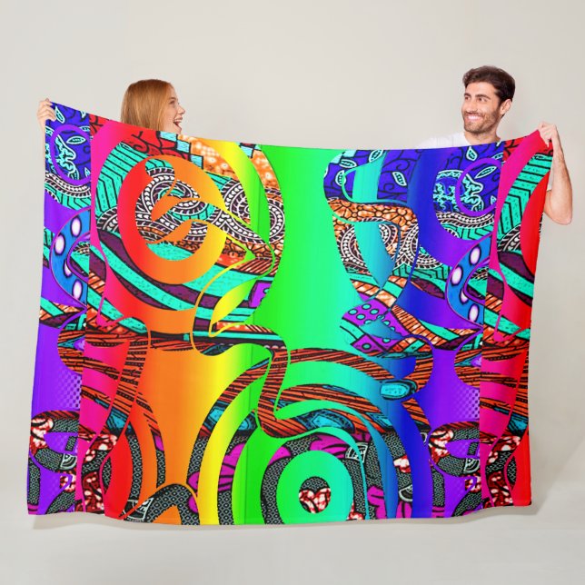 GeoPop Fleece – Cosy Meets Bold Blanket (In Situ)