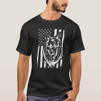 German Shepherd USA American Flag   T-Shirt
