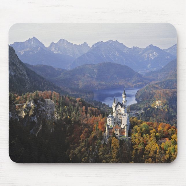 Germany, Bavaria, Neuschwanstein Castle. King Mouse Pad (Front)